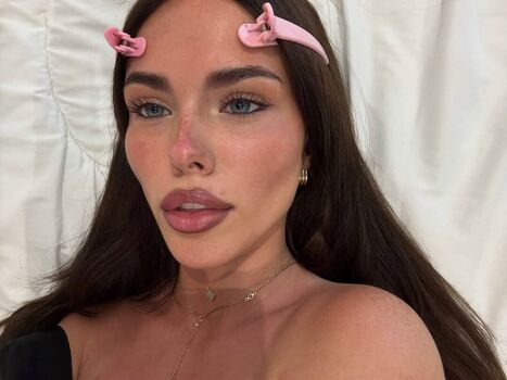 Full leaked Clarissa bea page private onlyfans photo