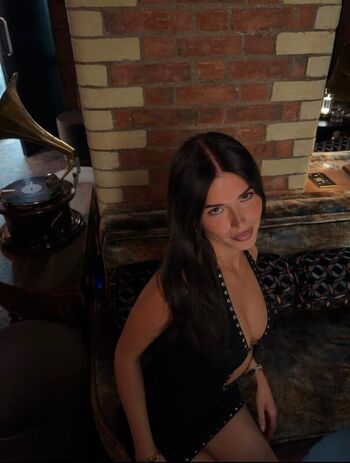 Full leaked Clarissa bea page private onlyfans photo