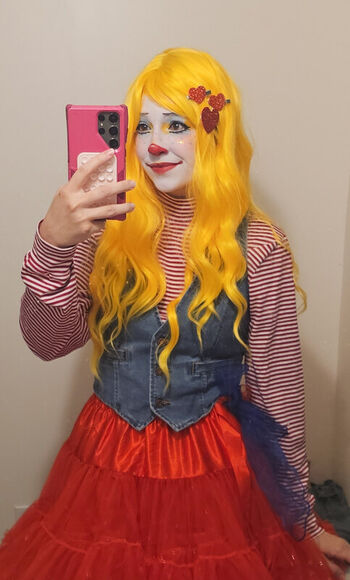Full leaked Clown girls private onlyfans photo