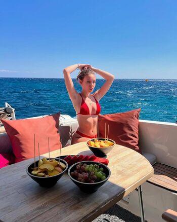 Full leaked Cocogenge private onlyfans photo