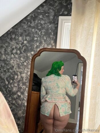 Full leaked Colecurve private onlyfans photo