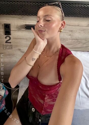 Full leaked Coliendk private onlyfans photo
