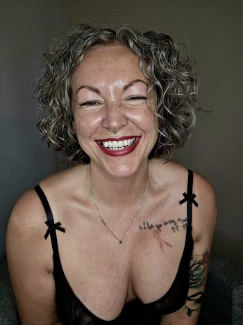 Full leaked Comemeetcamille private onlyfans photo