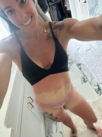 Full leaked Convincedmomu private onlyfans photo