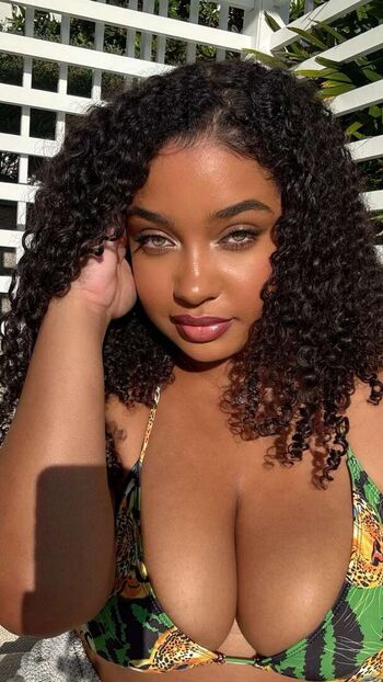 Full leaked Corie rayvon private onlyfans photo