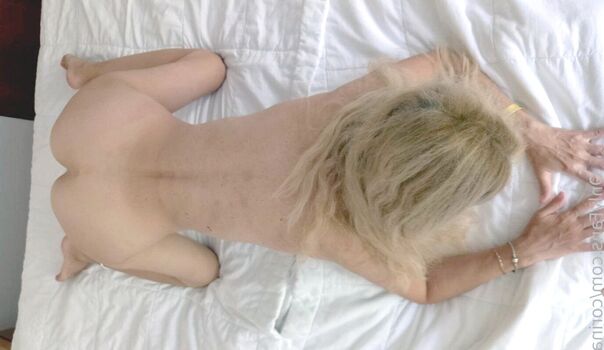 Full leaked Corinuzda private onlyfans photo