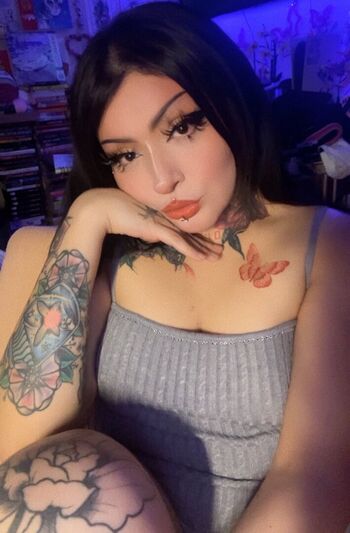 Full leaked Corpseflovver private onlyfans photo