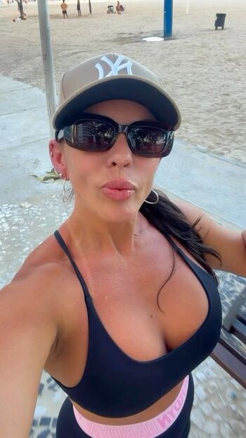 Full leaked Correbonfim private onlyfans photo
