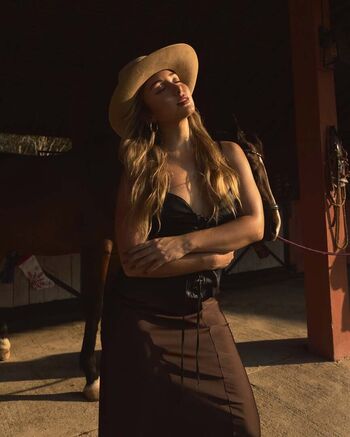 Full leaked Country girls page private onlyfans photo