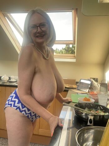 Full leaked Courtesan annabel private onlyfans photo