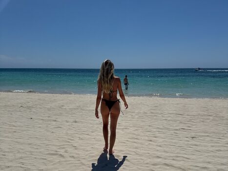 Full leaked Courtney antalek private onlyfans photo