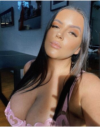 Full leaked Courtney maloney private onlyfans photo