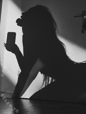 Full leaked Craengiefourtwenty private onlyfans photo