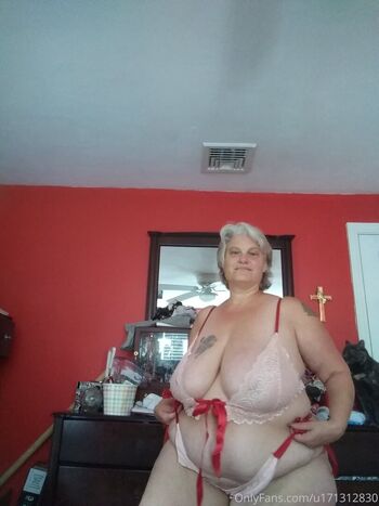 Full leaked Crazycatlady private onlyfans photo