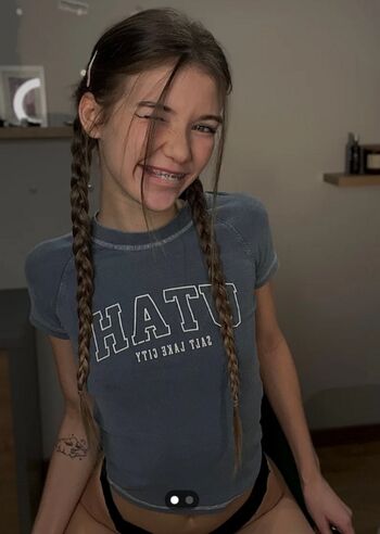 Full leaked Crazycutelina private onlyfans photo