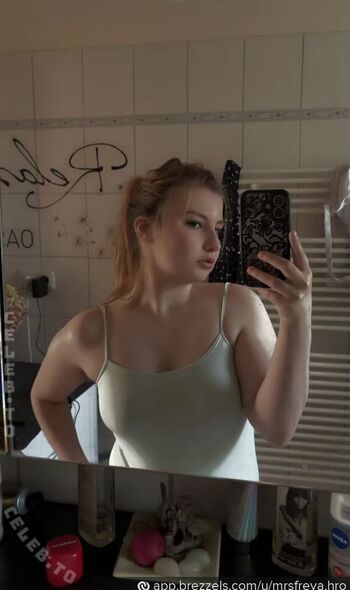 Full leaked Crazyfreya private onlyfans photo