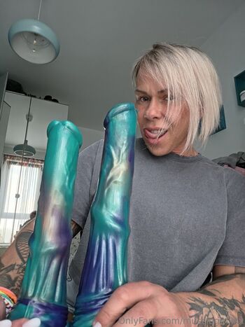 Full leaked Crazyxbody page private onlyfans photo