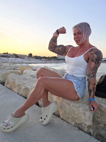 Full leaked Crazyxbody private onlyfans photo