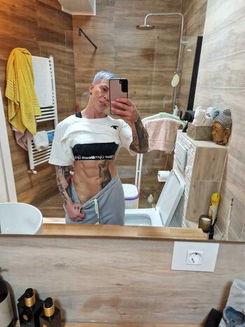 Full leaked Crazyxbody private onlyfans photo