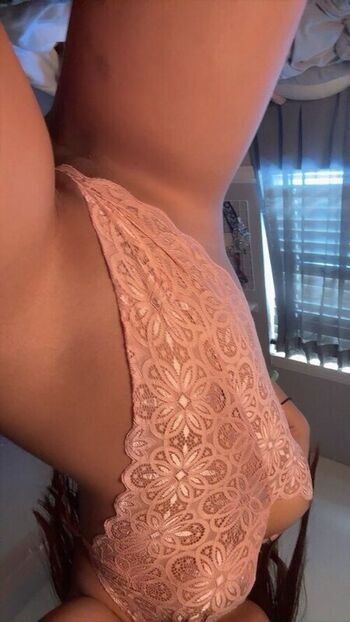 Full leaked Creamyaimii private onlyfans photo
