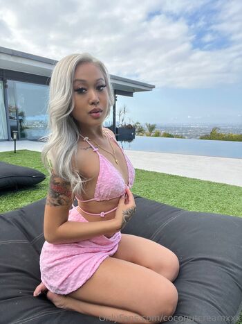 Full leaked Creamycoconutxxx private onlyfans photo