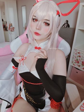 Cringycatgirl