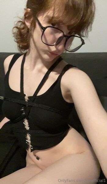 Full leaked Crrofficial page private onlyfans photo