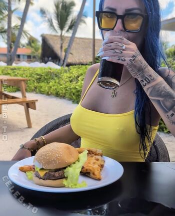 Full leaked Crx lady private onlyfans photo