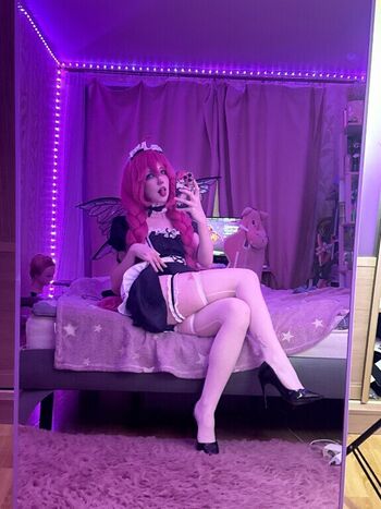 Full leaked Cryaboutitha private onlyfans photo