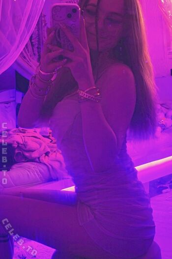 Full leaked Crystalmarykitty page private onlyfans photo