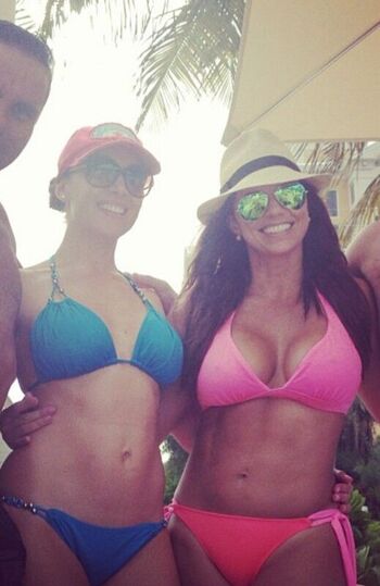 Cuban Latinas ????????