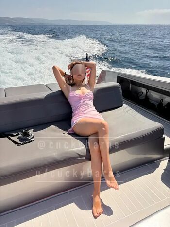 Full leaked Cuckybaras private onlyfans photo