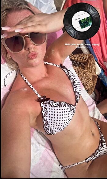Cum Tribute