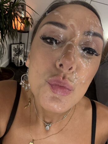 Full leaked Cumzilla private onlyfans photo