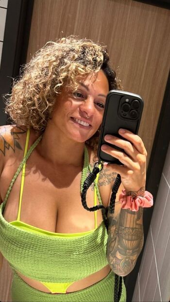 Full leaked Curliiiiiie private onlyfans photo