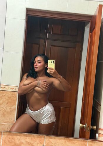 Full leaked Curlygardens private onlyfans photo