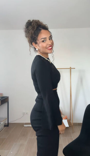 Full leaked Curlykams private onlyfans photo