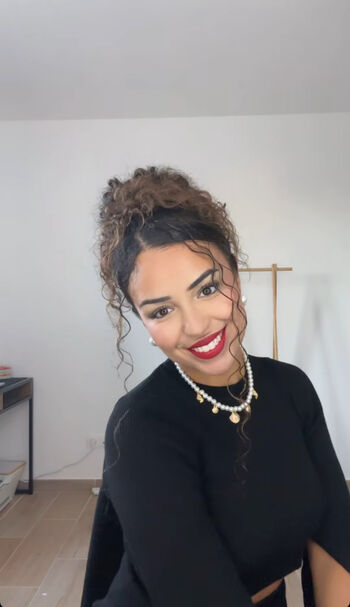 Full leaked Curlykams private onlyfans photo