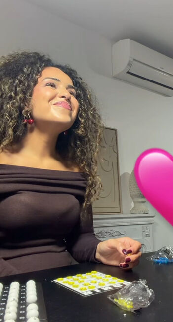 Full leaked Curlykams private onlyfans photo