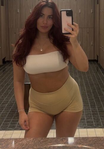 Full leaked Curvy goddesses page private onlyfans photo