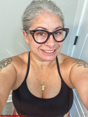 curvy4urpleasure