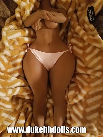 Full leaked Curvydoll private onlyfans photo