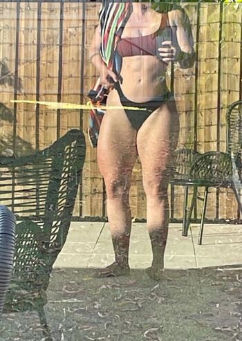 Full leaked Curvymusclemommy private onlyfans photo