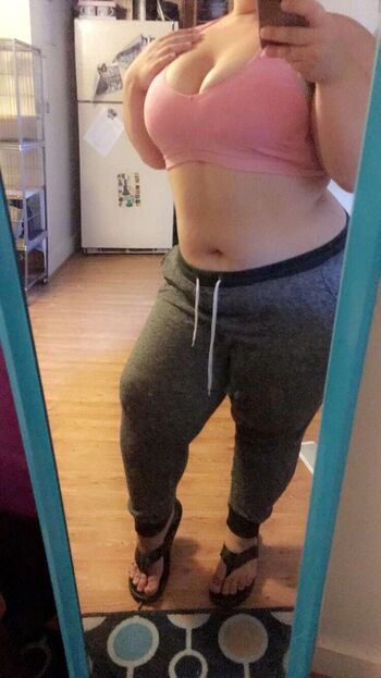Full leaked Curvyqueen private onlyfans photo