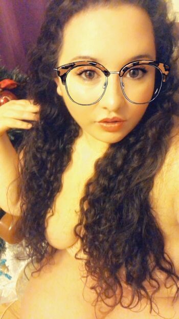 Full leaked Curvyqueen private onlyfans photo