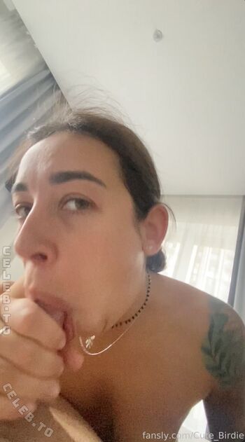 Full leaked Cute birdie private onlyfans photo