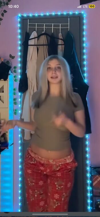 Full leaked Cutiehadly private onlyfans photo