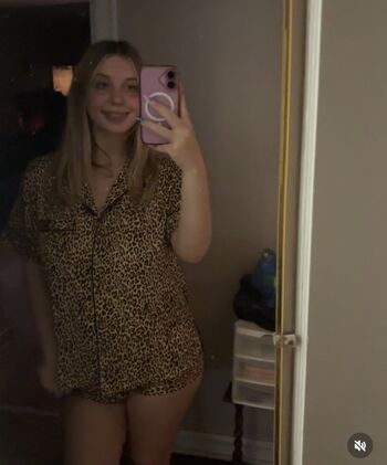 Full leaked Cutiehadly private onlyfans photo