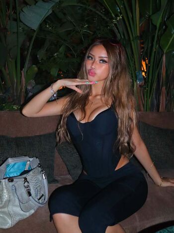 Full leaked Cyngxq private onlyfans photo