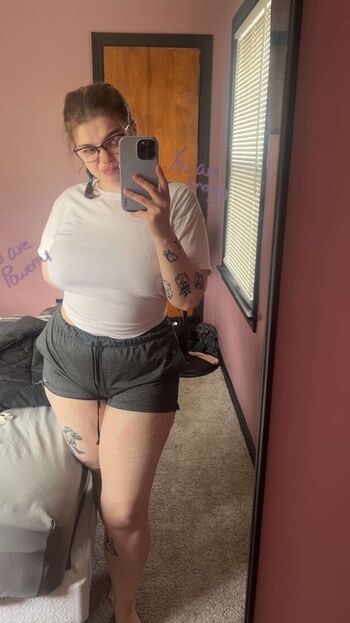 Full leaked Daddie maddie private onlyfans photo